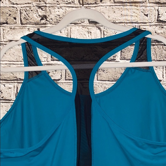 Fabletics Amna The Space Between Tunic Tank - Picture 3 of 7